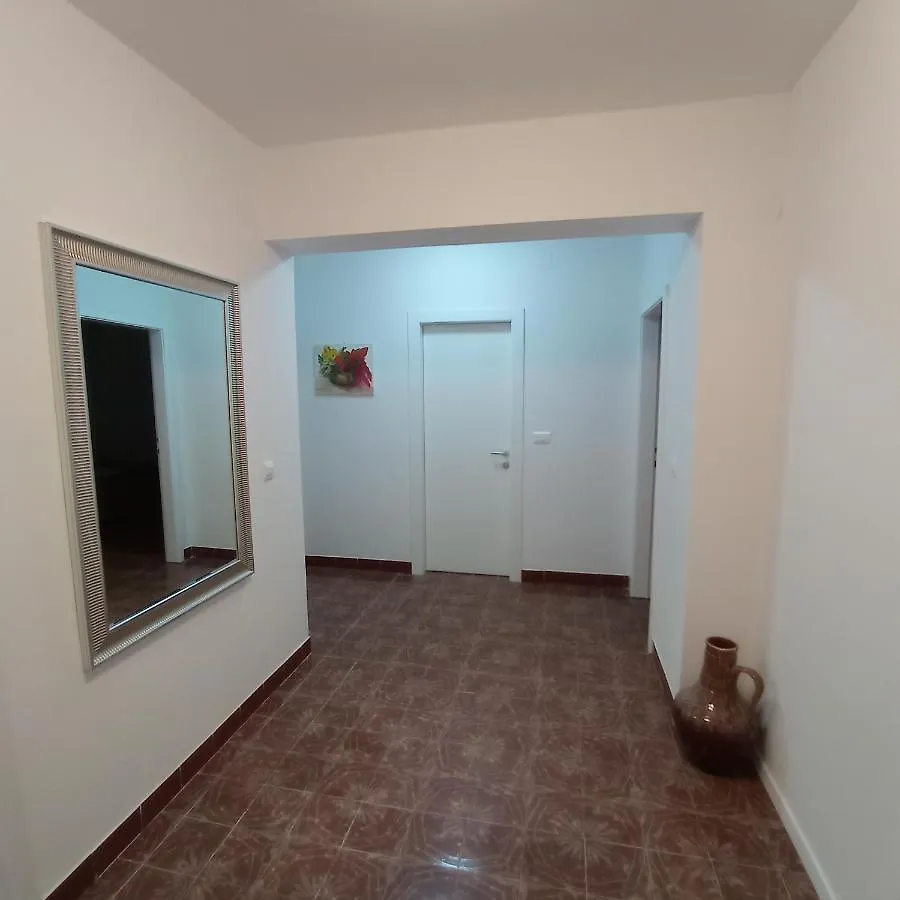Apartment Monas III Pjescana Uvala Hırvatistan