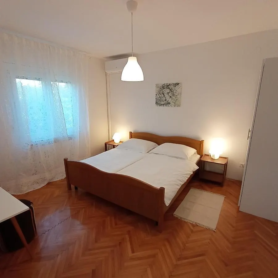 Apartment Monas III Pjescana Uvala